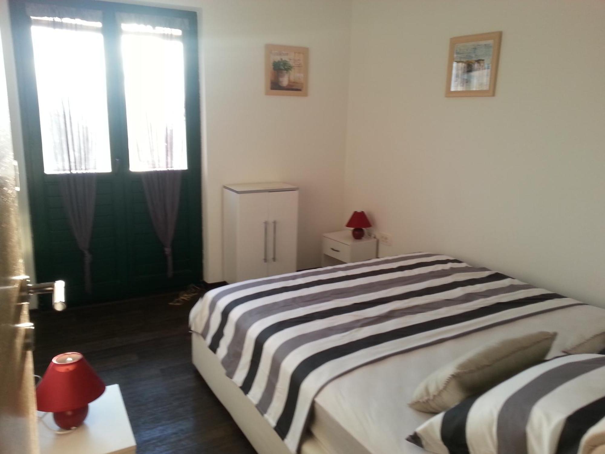 Apartments Lori Biograd Na Moru Oda fotoğraf