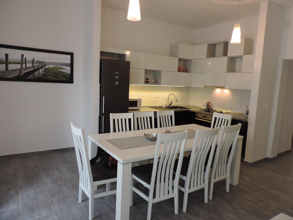 Apartments Lori Biograd Na Moru Oda fotoğraf